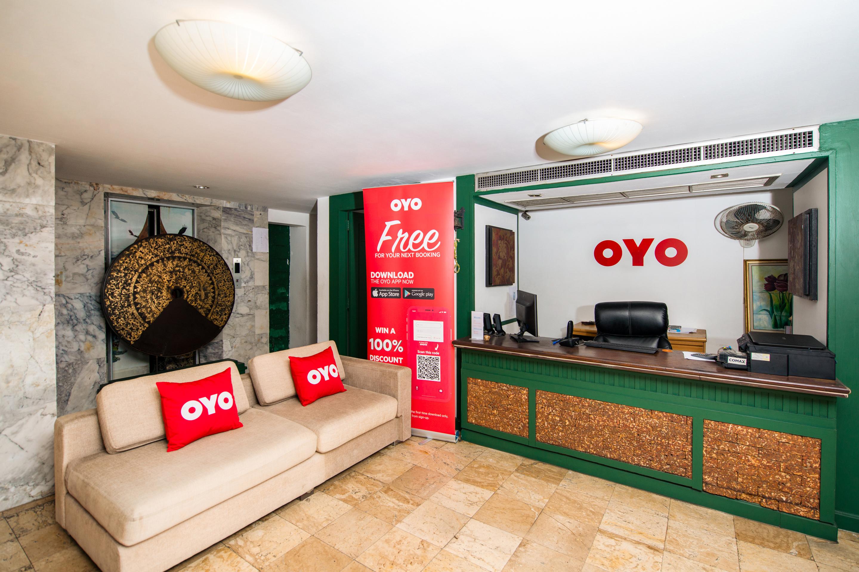 Oyo 255 The Ocean Hotel Patong Bagian luar foto