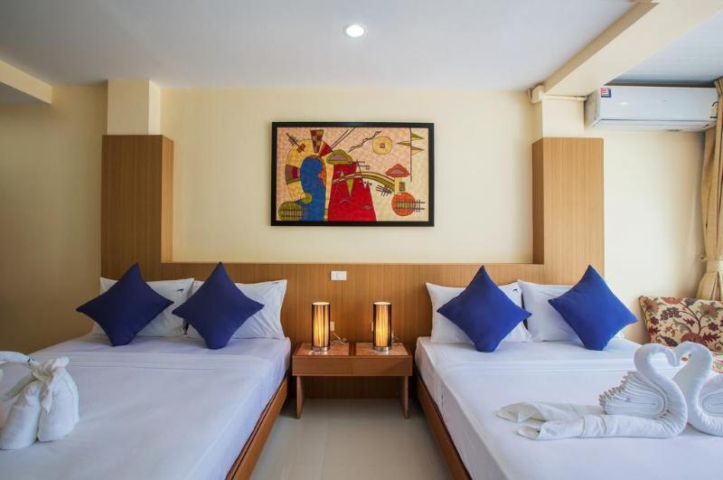 Oyo 255 The Ocean Hotel Patong Bagian luar foto